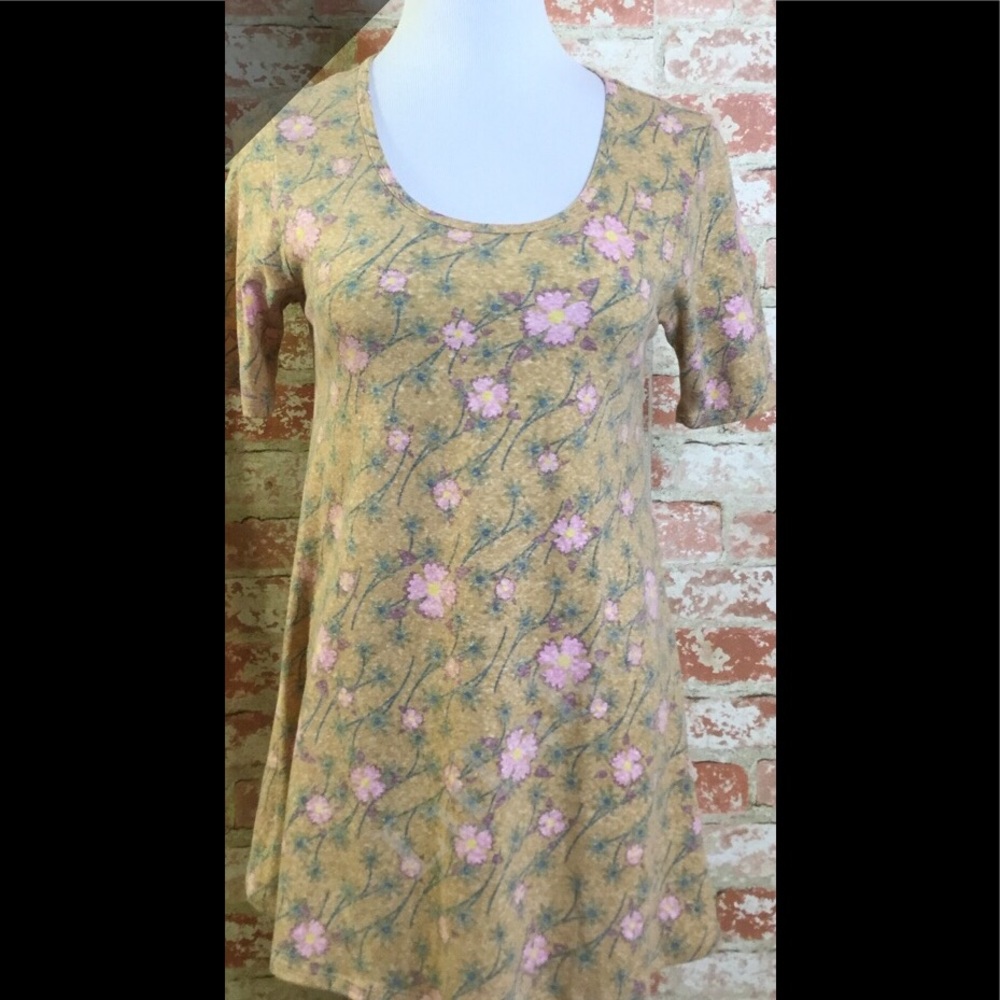 LuLaRoe Perfect Tee, new with tags, XXS